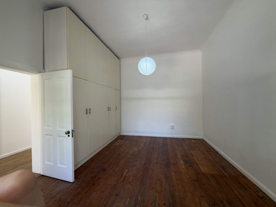 To Let 4 Bedroom Property for Rent in Rondebosch Village Western Cape